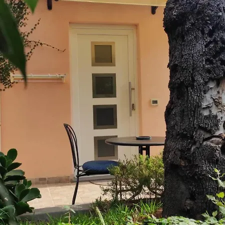 Il Leccio * Ischia