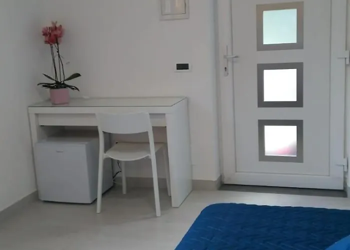 Il Leccio * イスキア島